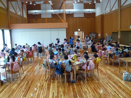 すがま幼稚園見学学習