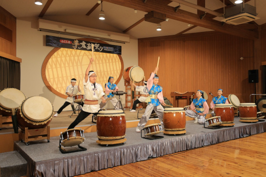 うねめ太鼓保存会小若組 郡山市
