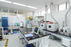 スチール実験台ほか【バイオ関連機器商社様】