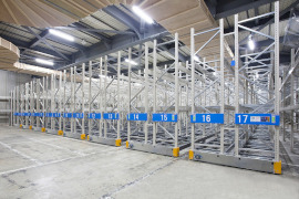 無軌条電動式移動パレットラック　ノンレールタナコン【某物流センター様】