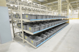 フローティングラック/中量ラック【某機械・工具商社様 物流センター】