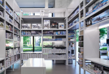 店舗向け特型中量ラック