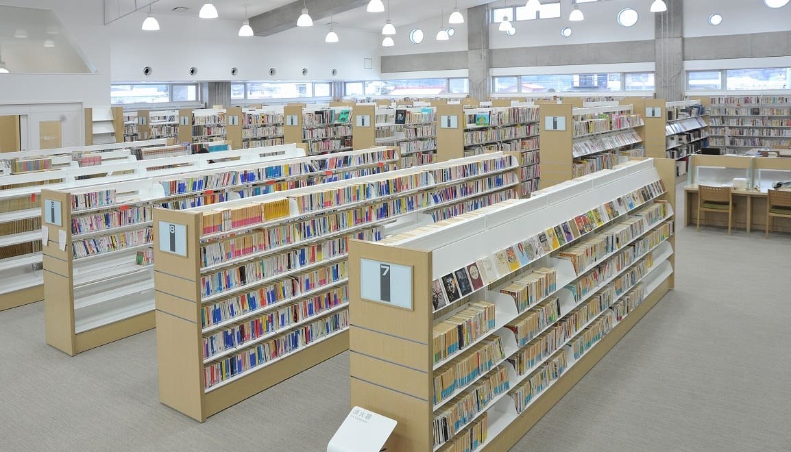 忍野村図書館