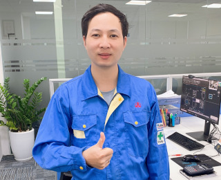 sanshin_hanoi_staff01_00.jpg